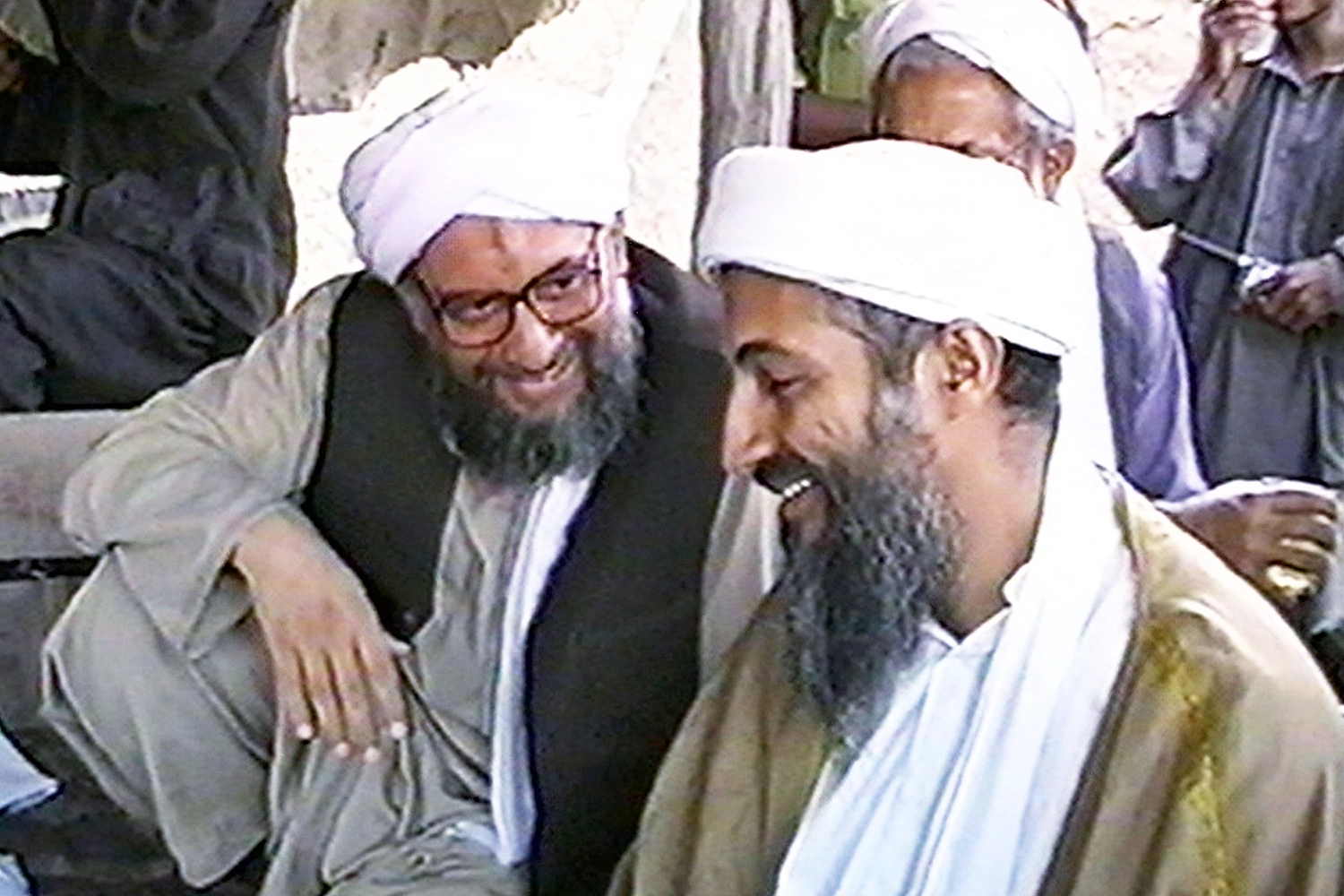 /2022/08/2-zawahiri-bin-laden-al-qaeda-GettyImages-1390760.webp
